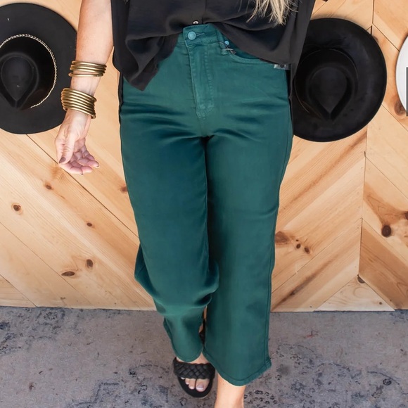 Judy Blue Denim - Judy Blue Women’s Tummy Control Garment Dyed Wide Leg Teal Crop Jeans Sz 9